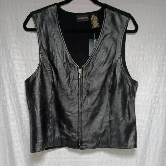 Ladies Leather vest.  Ladies size L - Picture 1 of 6